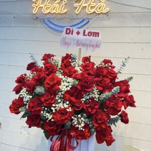 Hộp hoa sinh nhật cao cấp tại Eakar – Quà tặng sang trọng cho cha mẹ